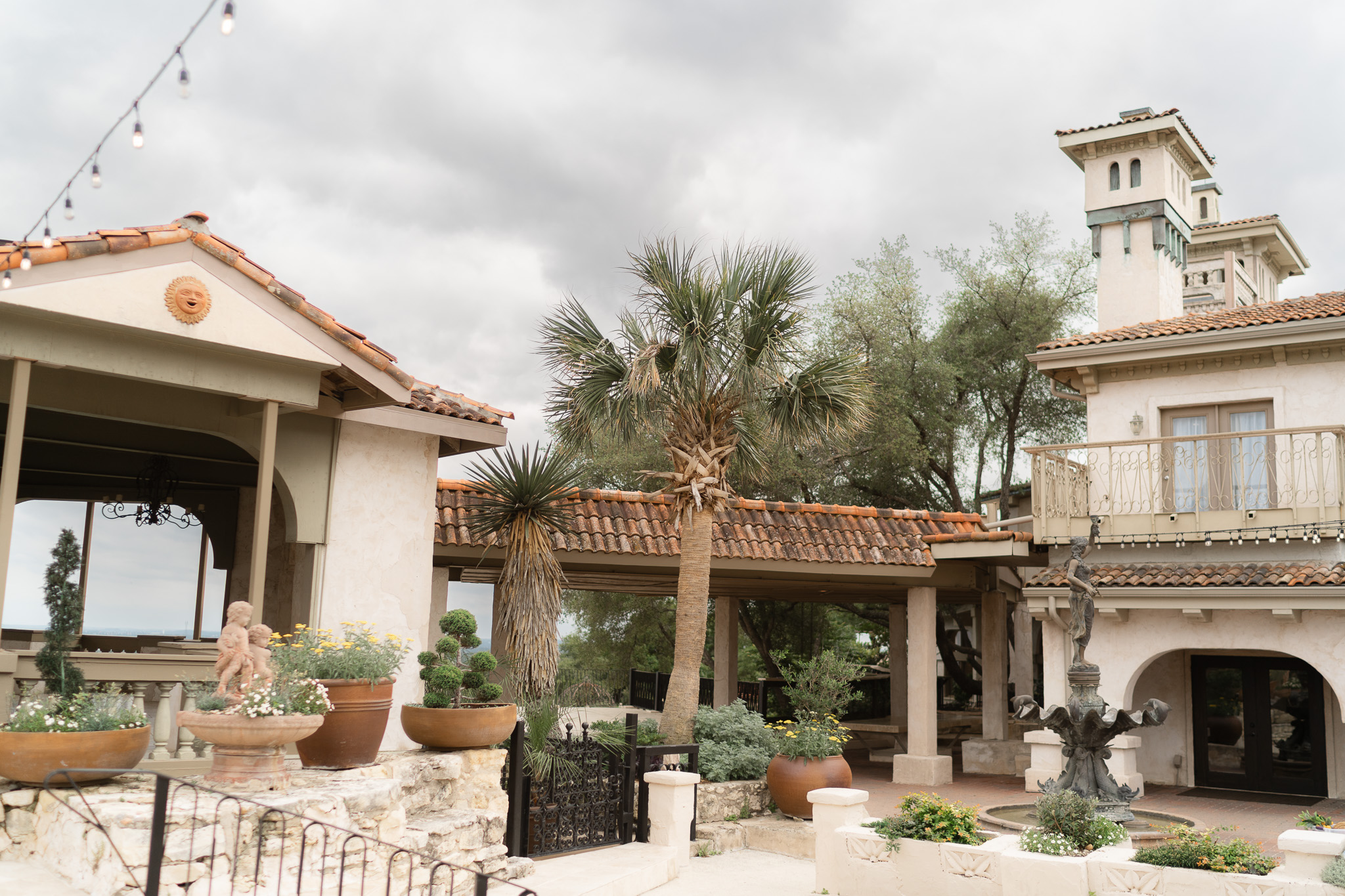 The tuscan inspired patio at Villa Antonia