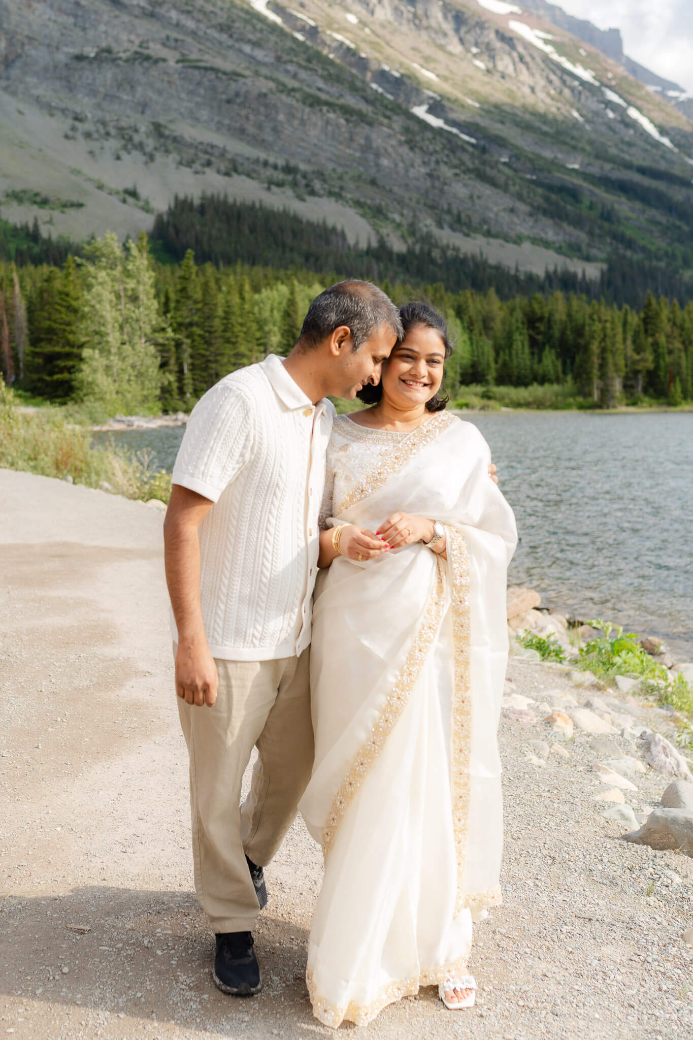 Couple cuddling and laughing in GNP