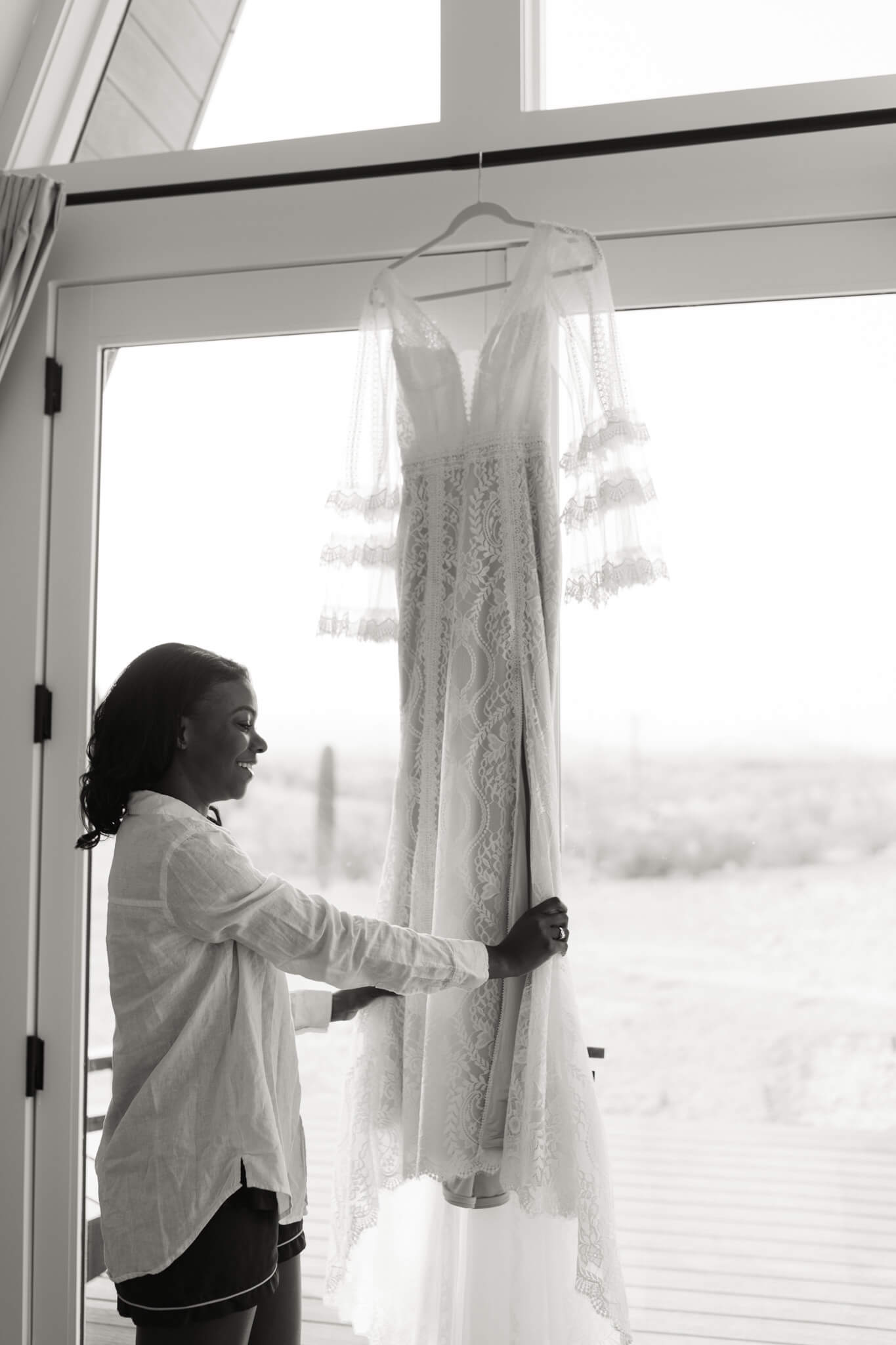 bride getting ready for her elopement