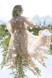 adding in time to your elopement timeline allows for creative bridals